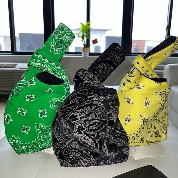 SOLD - YAITO Yellow Paisley Knot Bag - Picture 6 of 7